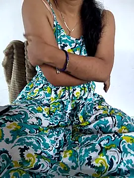 Snapshot of lovelygirl4567 chatting on 21, 4, 2026 lovelygirl4567 online show from 21, 4, 2026