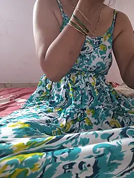 Snapshot of lovelygirl4567 chatting on 14, 5, 2026 lovelygirl4567 online show from 14, 5, 2026