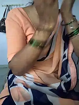 lovelygirl4567 online show from 20, 12, 2025