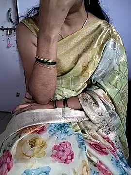 lovelygirl4567 online show from 3, 2, 2026