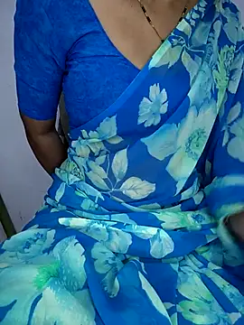 lovelygirl4567 online show from 16, 7, 2026