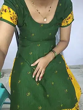 lovelygirl4567 online show from 17, 6, 2026