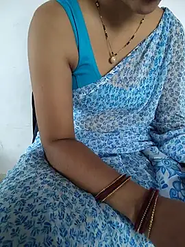 lovelygirl4567 online show from 9, 7, 2026