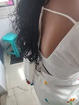 lovelygirl4567 online show from 5, 7, 2026