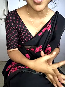 lovelygirl4567 online show from 27, 11, 2025