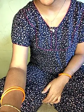 lovelygirl4567 online show from 16, 10, 2025