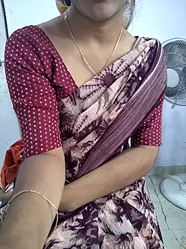 lovelygirl4567 online show from 30, 10, 2025