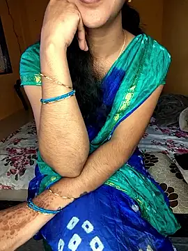 lovelygirl4567 online show from 21, 10, 2025