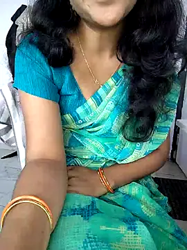 lovelygirl4567 online show from 3, 12, 2025