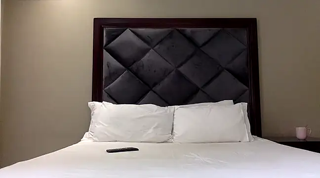 BigBootyKandy15 online show from 11, 1, 2025