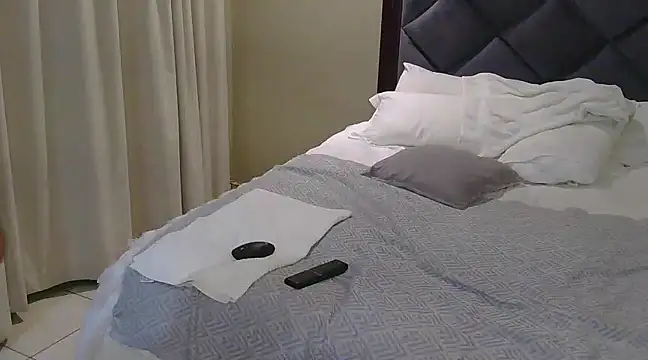 BigBootyKandy15 online show from 6, 1, 2025