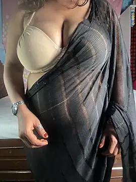 Snapshot of Lovely-Shivani chatting on 6, 5, 2026 Lovely-Shivani online show from 6, 5, 2026