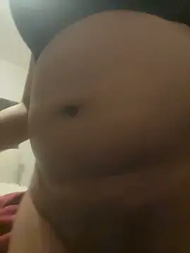 CurvyQueen19 online show from 4, 1, 2025