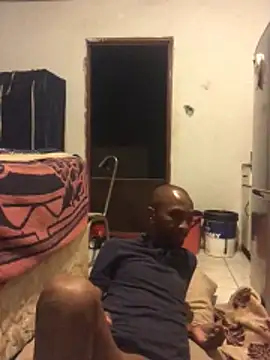 Snapshot of MKbesxxx chatting on 14, 10, 2025 MKbesxxx online show from 14, 10, 2025