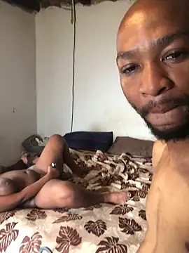 Snapshot of MKbesxxx chatting on 6, 10, 2025 MKbesxxx online show from 6, 10, 2025