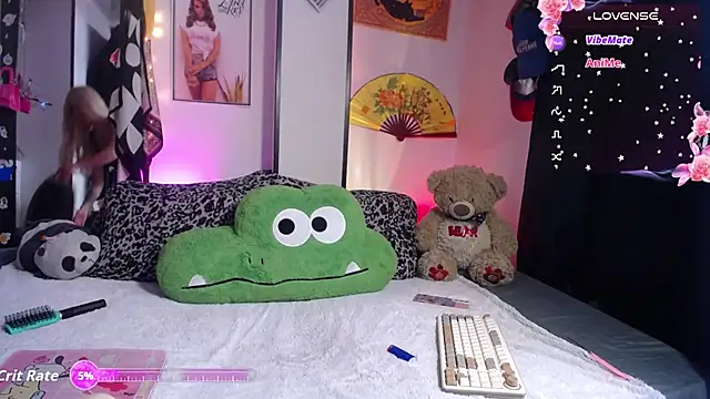 Snapshot of noah420sr chatting on 13, 11, 2025 noah420sr online show from 13, 11, 2025