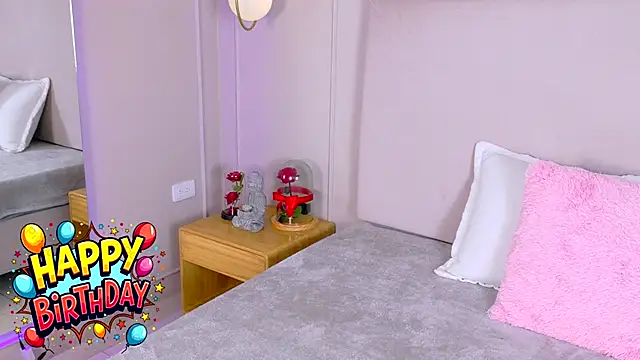 Snapshot of NickyBelmonth chatting on 29, 11, 2025 NickyBelmonth online show from 29, 11, 2025