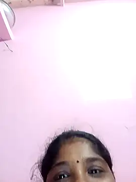 Remo0 online show from 6, 10, 2025