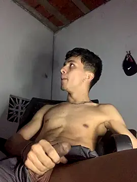 gabrielzinnnn085 online show from 16, 12, 2025