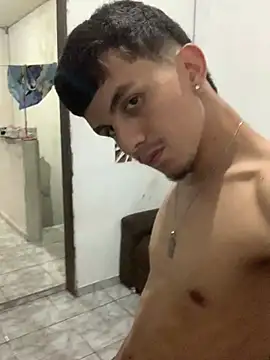 gabrielzinnnn085 online show from 24, 5, 2026