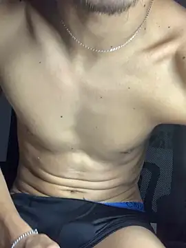 gabrielzinnnn085 online show from 24, 4, 2026