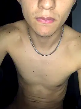 gabrielzinnnn085 online show from 4, 11, 2025