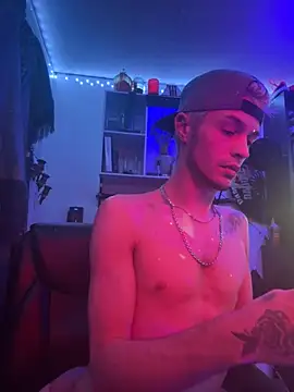 Trystan Spellman online show from 4, 3, 2026