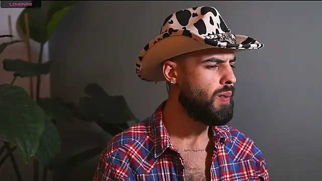 HairyRobxxx online show from 26, 9, 2025