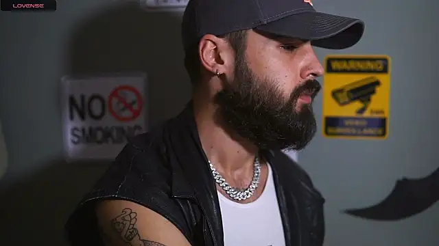 HairyRobxxx online show from 23, 11, 2025