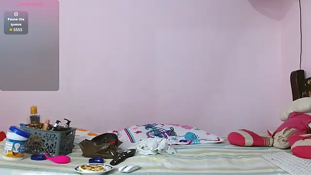 latinabueno41 online show from 18, 10, 2025