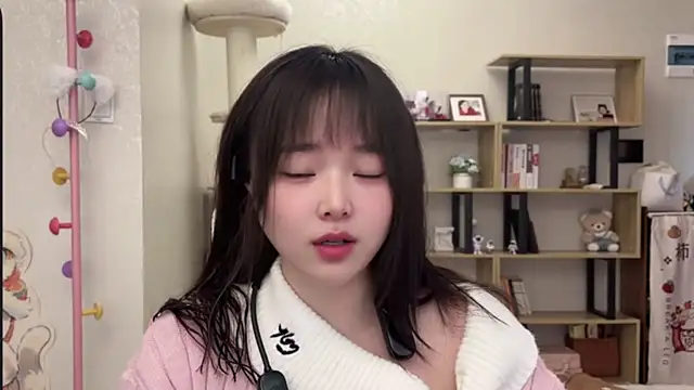 Chenjing0 online show from 30, 11, 2025