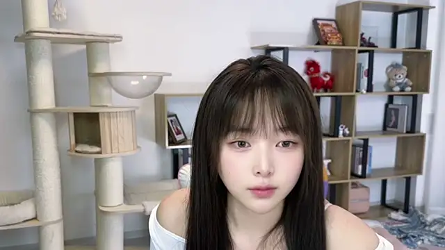 Chenjing0 online show from 23, 4, 2026