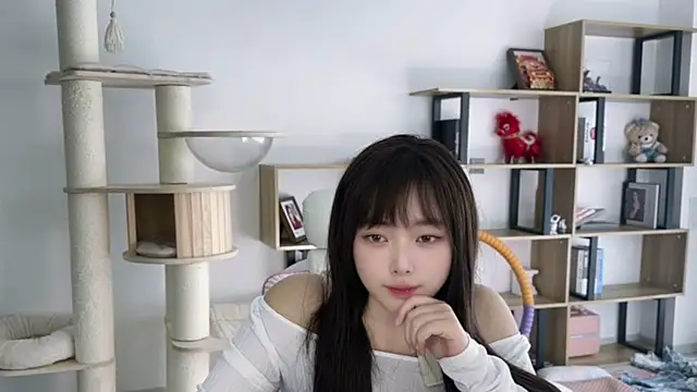Chenjing0 online show from 25, 4, 2026