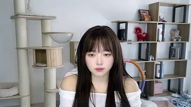 Chenjing0 online show from 24, 4, 2026