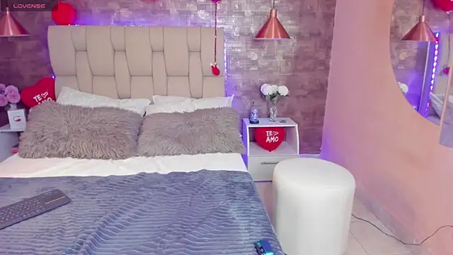 Scarlet lace online show from 19, 2, 2025