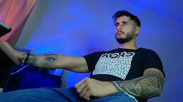 XanderCage99 online show from 17, 10, 2025