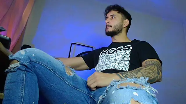 XanderCage99 online show from 19, 11, 2025