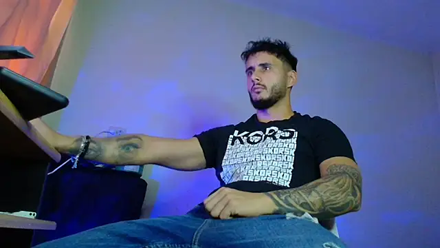 XanderCage99 online show from 1, 10, 2025