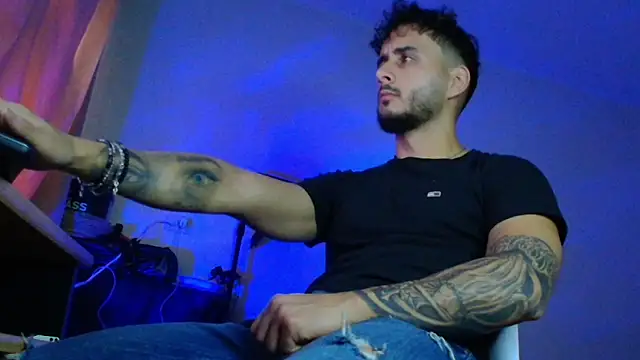 XanderCage99 online show from 6, 11, 2025