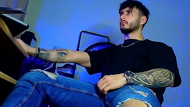 XanderCage99 online show from 23, 2, 2026