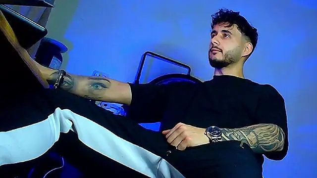 XanderCage99 online show from 12, 2, 2026