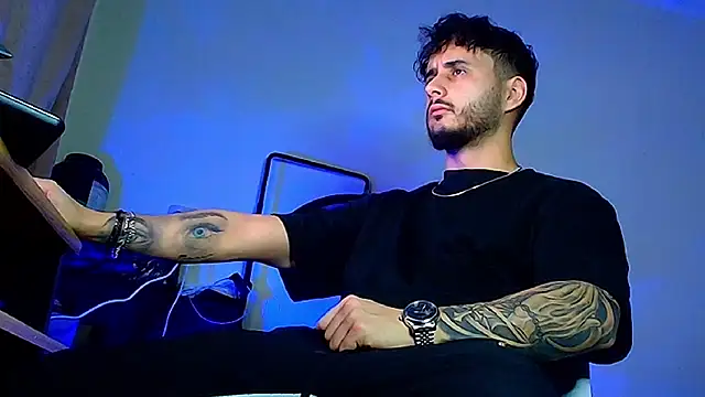 XanderCage99 online show from 19, 2, 2026