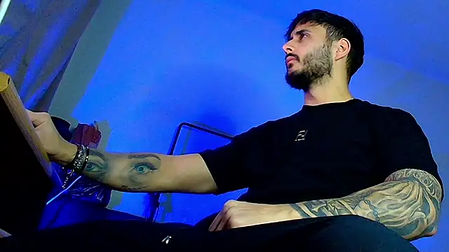 XanderCage99 online show from 16, 12, 2025