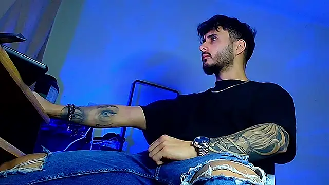 XanderCage99 online show from 26, 2, 2026