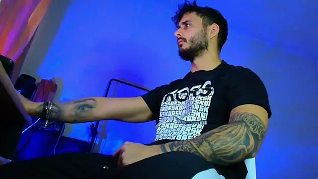 XanderCage99 online show from 15, 12, 2025