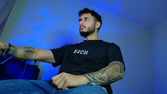 XanderCage99 online show from 14, 10, 2025