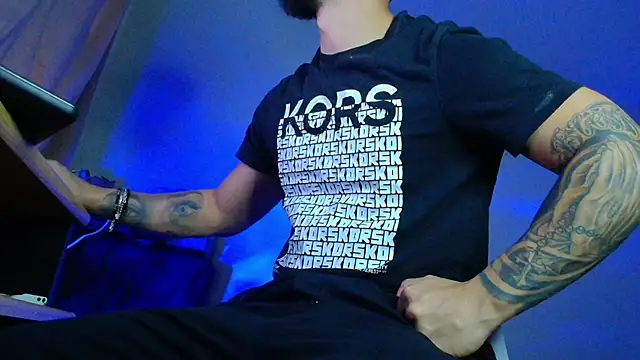 XanderCage99 online show from 3, 10, 2025