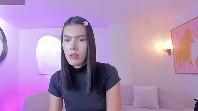 NiaSalvatore online show from 9, 4, 2026