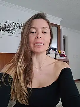 karina warthon online show from 6, 7, 2026