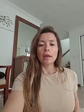 karina warthon online show from 15, 6, 2026